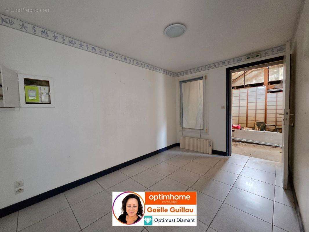 CLEDER  : ensemble immobilier maison + local commercial + Hangar - photo 10