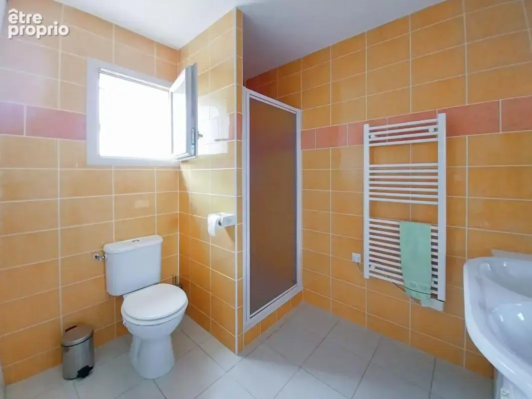 Vente maison à Castelnau de Guers avec vue sur les collines - photo 13