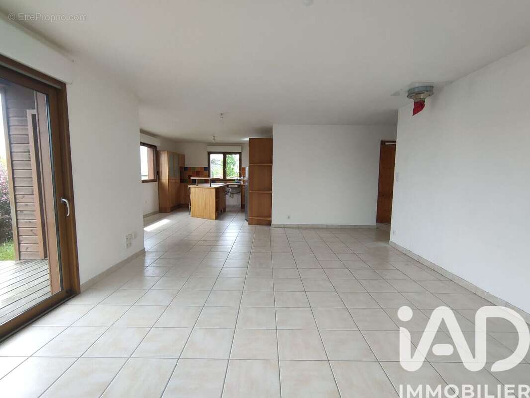 Photo 3 - Maison à THEIX