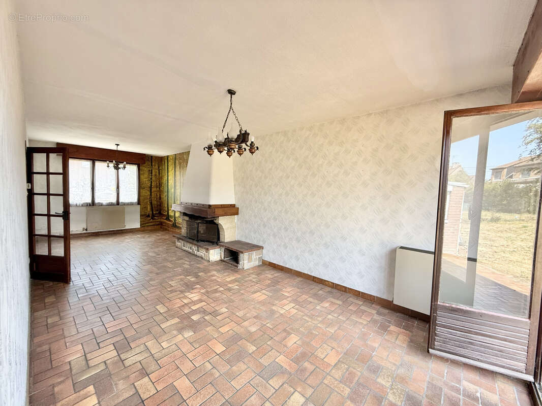 Maison semi individuelle avec jardin et garage - photo 6