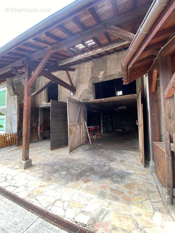 Maison 150 m² à Gex  - photo 4