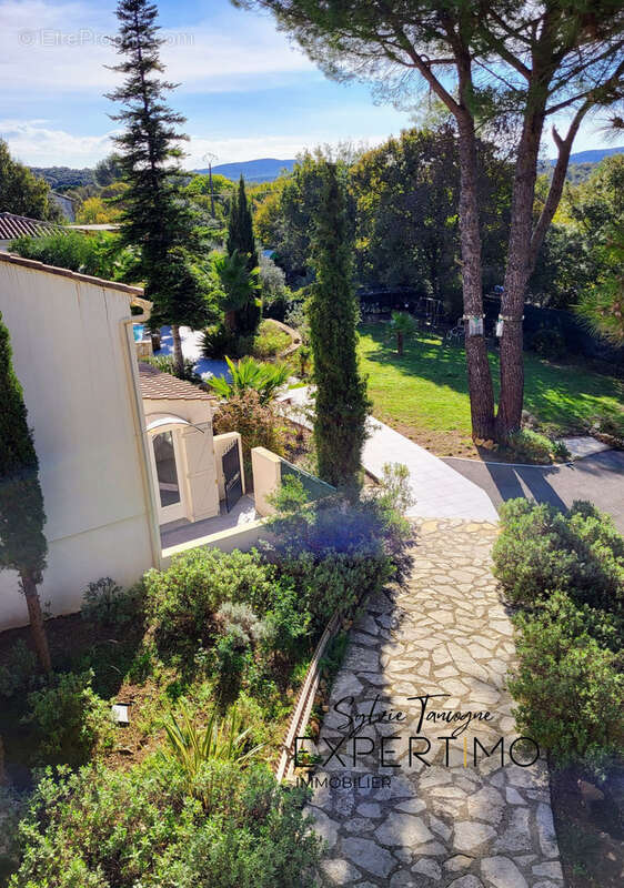 Maison à LA BOISSIERE