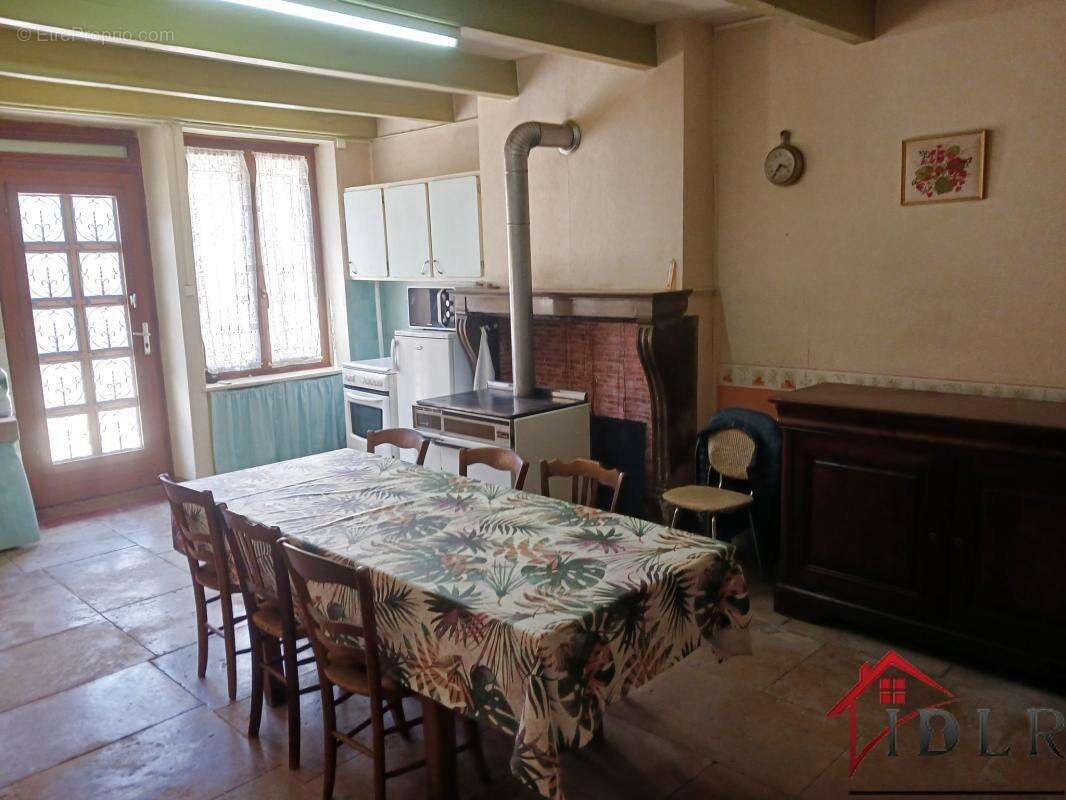 Maison à CHAMPSEVRAINE