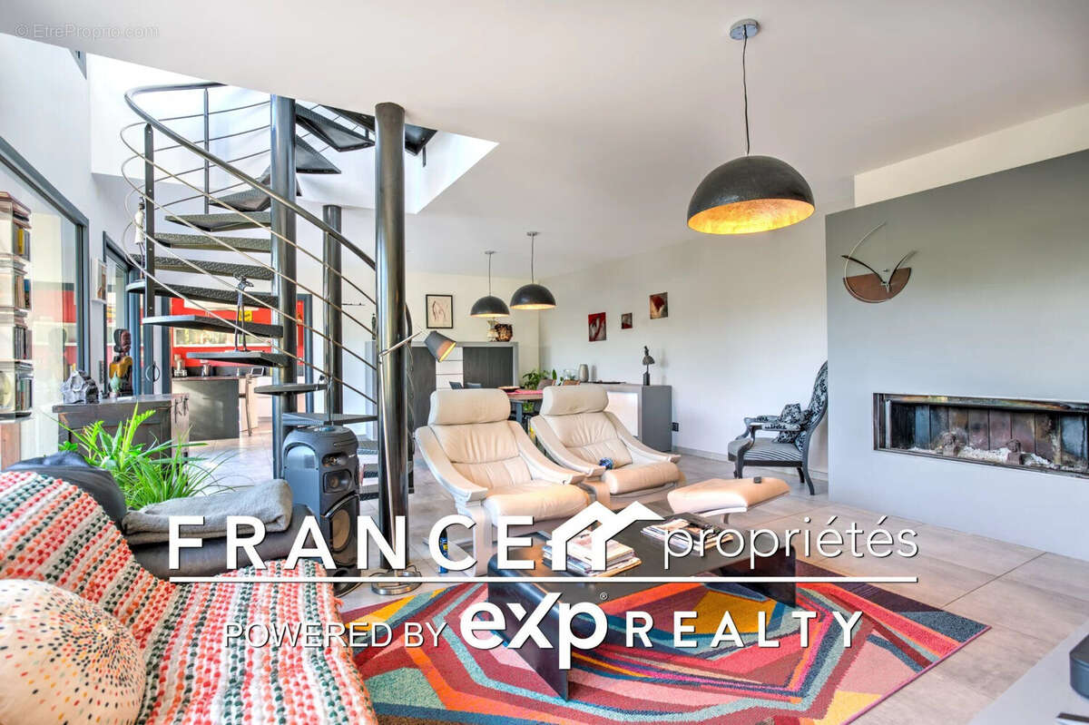 DUFFAUD - Maison à CARBONNE