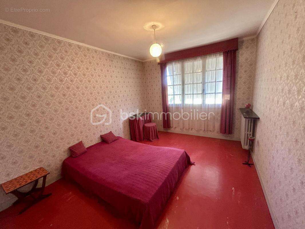 Maison à MONTEREAU-FAULT-YONNE