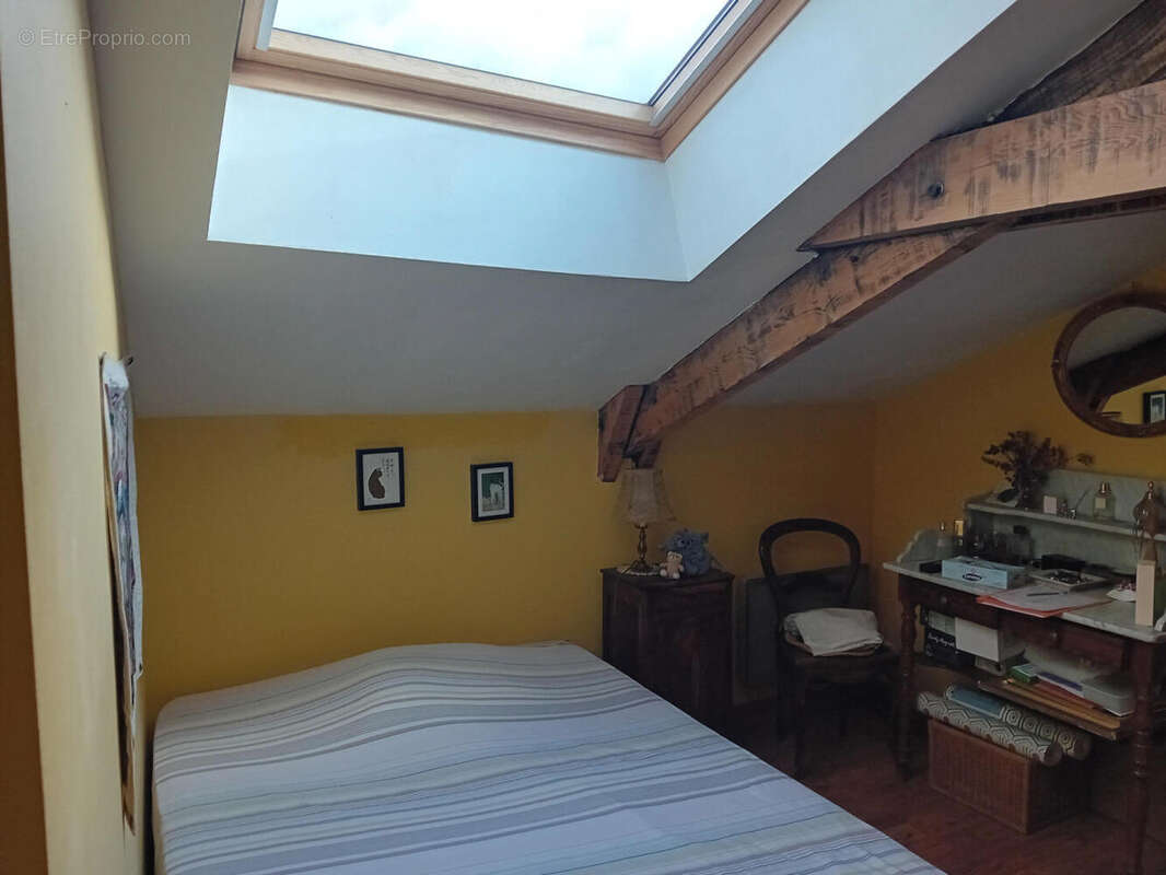 Chambre  - Maison à CAHORS