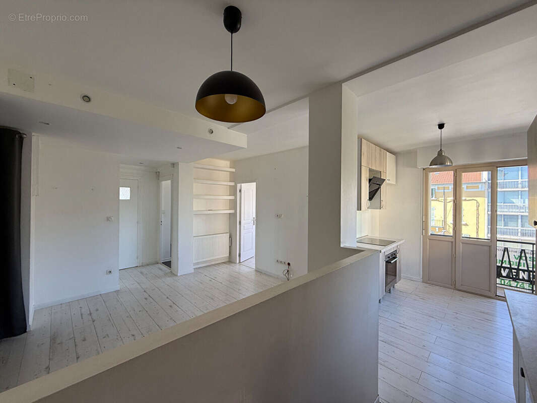 Appartement lumineux de 71 m² - Proche gare et centre-ville - photo 2