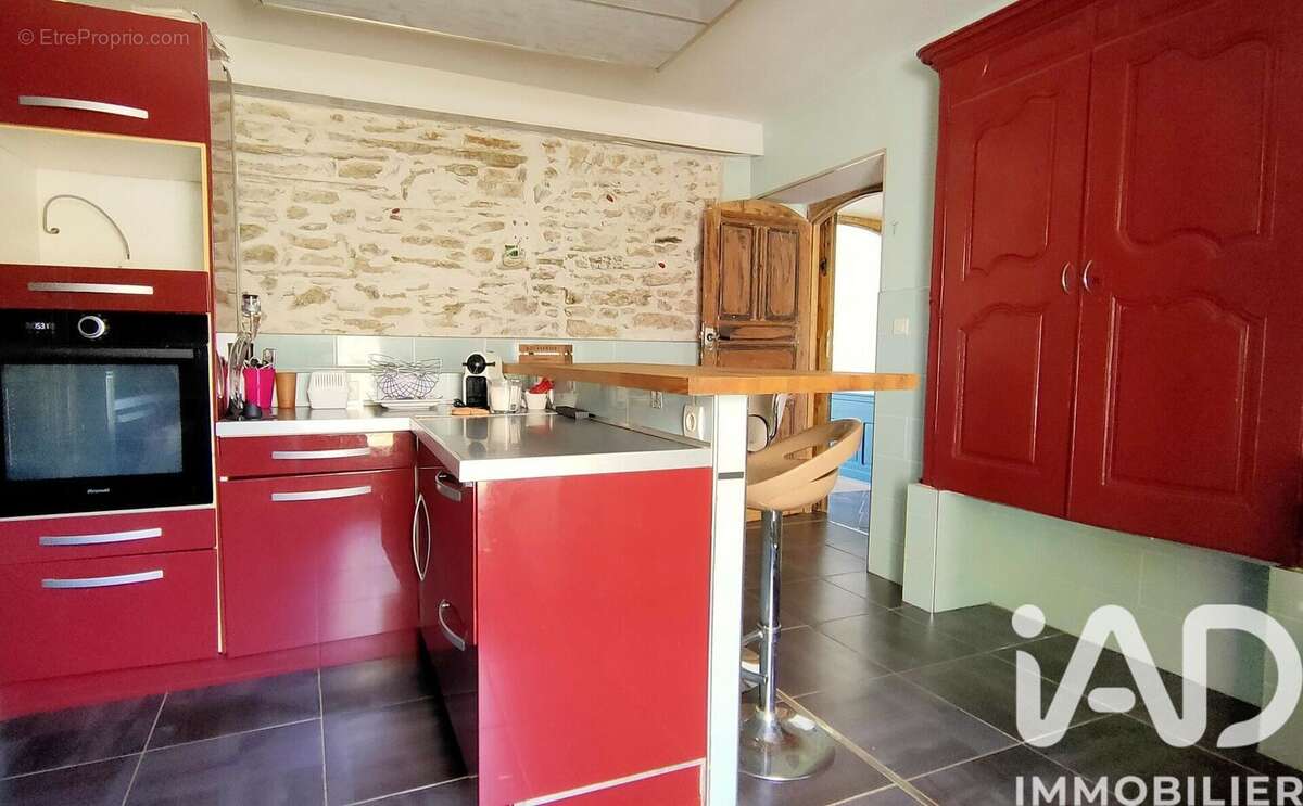 Maison 269 m² à Courniou  - photo 9