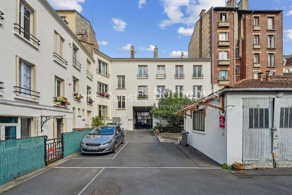 Appartement à BOULOGNE-BILLANCOURT