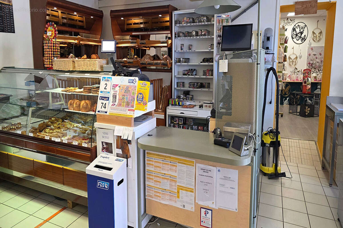 Commerce à LE BREUIL