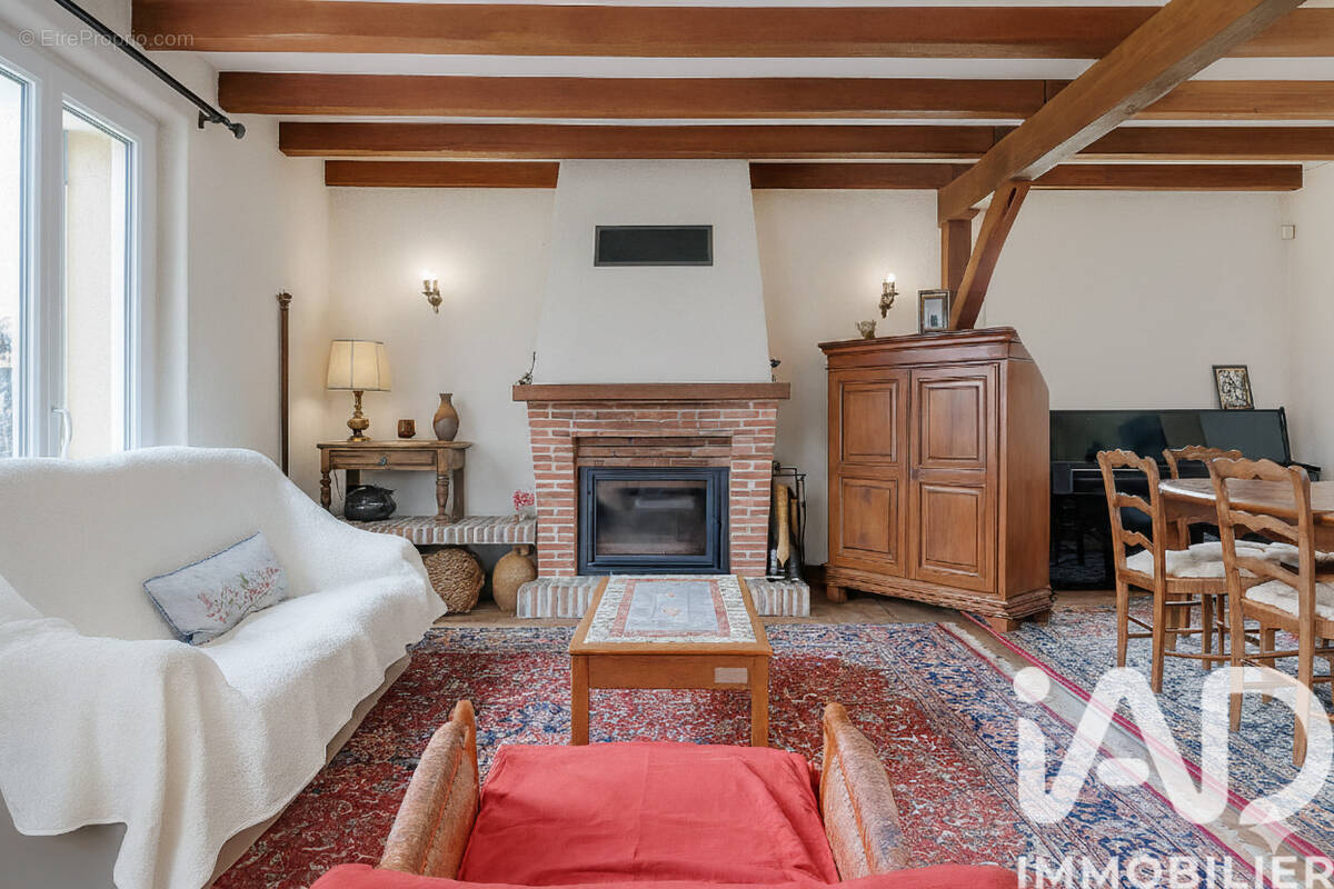 Photo 1 - Maison à SAINT-JEAN-DE-LA-RUELLE