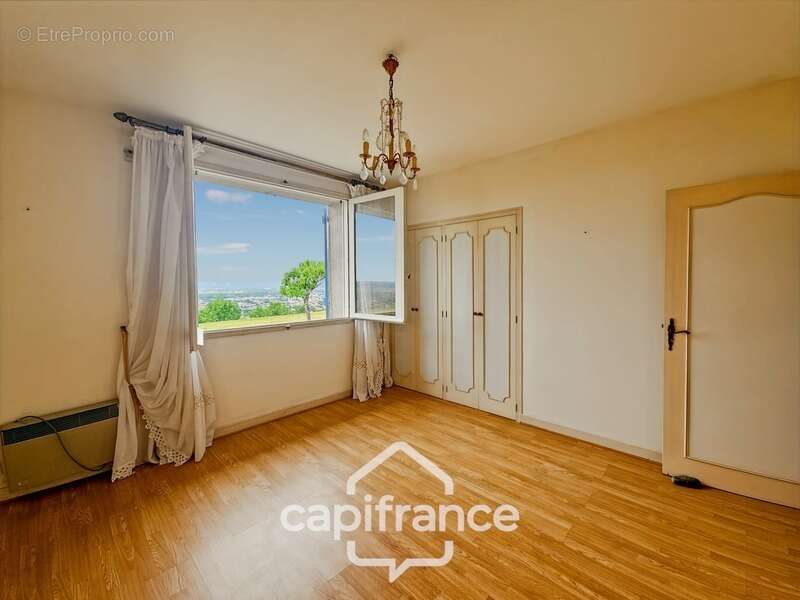 Maison à CASTELCULIER