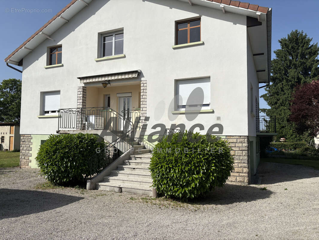 Maison à FROIDECONCHE