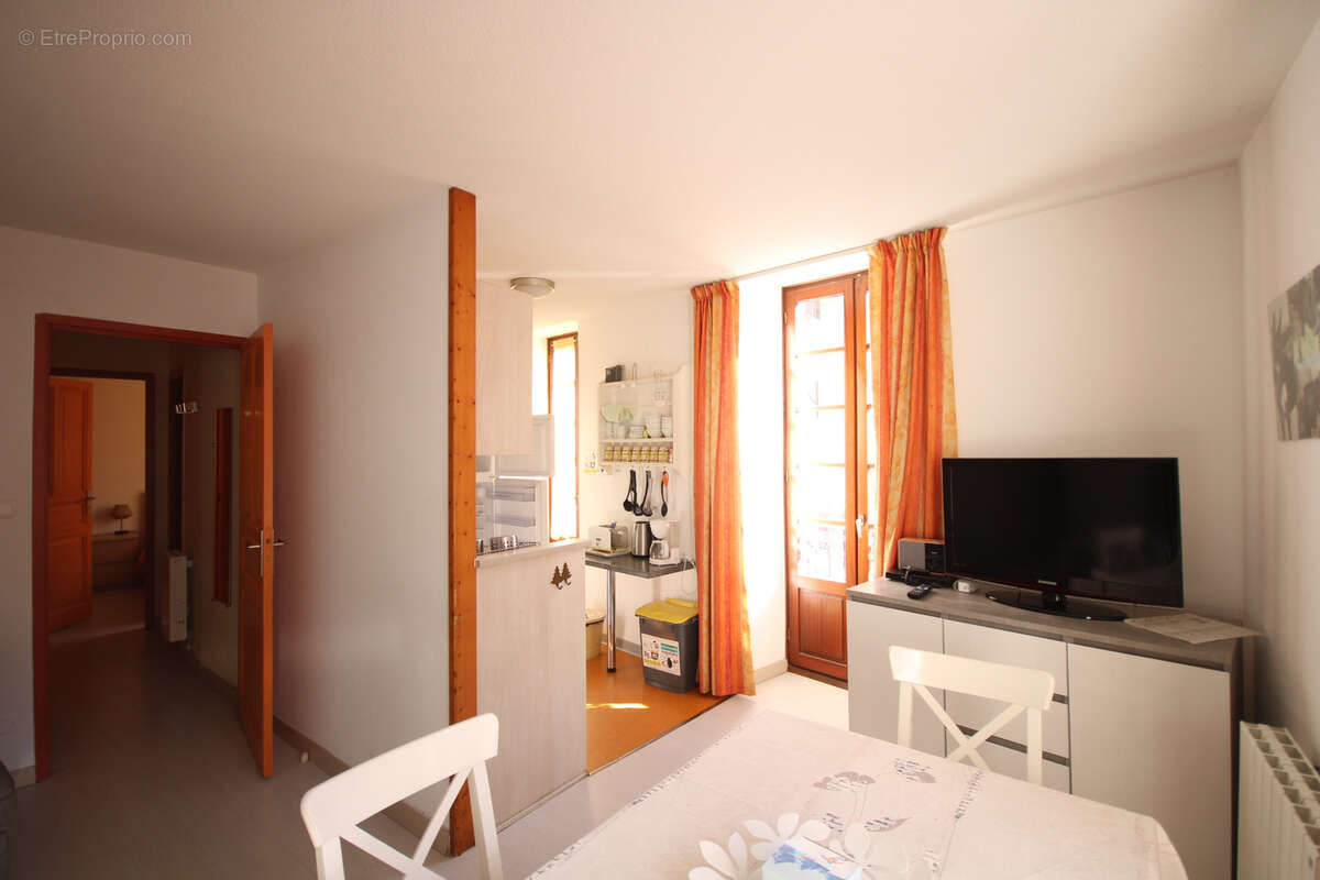 Appartement à AX-LES-THERMES
