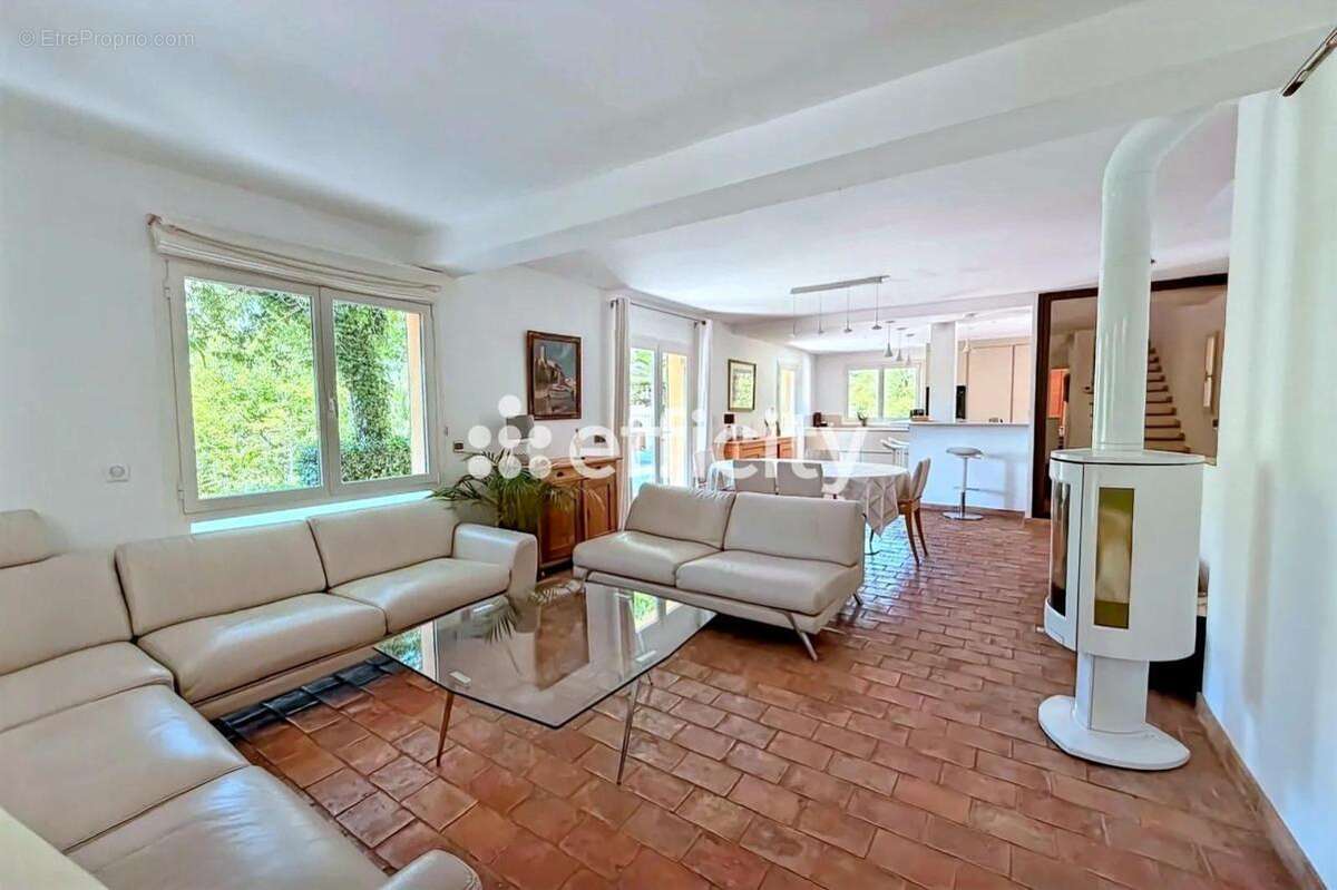 Maison à AUBAGNE