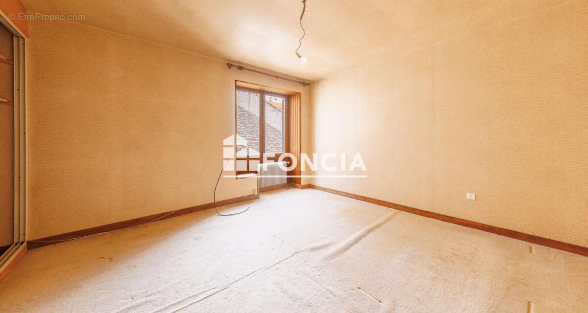 Maison indépendante 5 pièces 207 m² avec dépendances, cour et cave vigneronne - photo 7