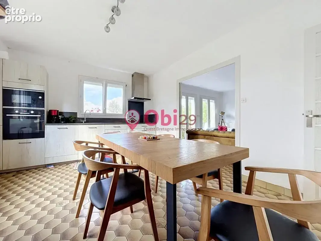 Maison familiale avec terrain de 5 000 m² – Spézet - photo 5