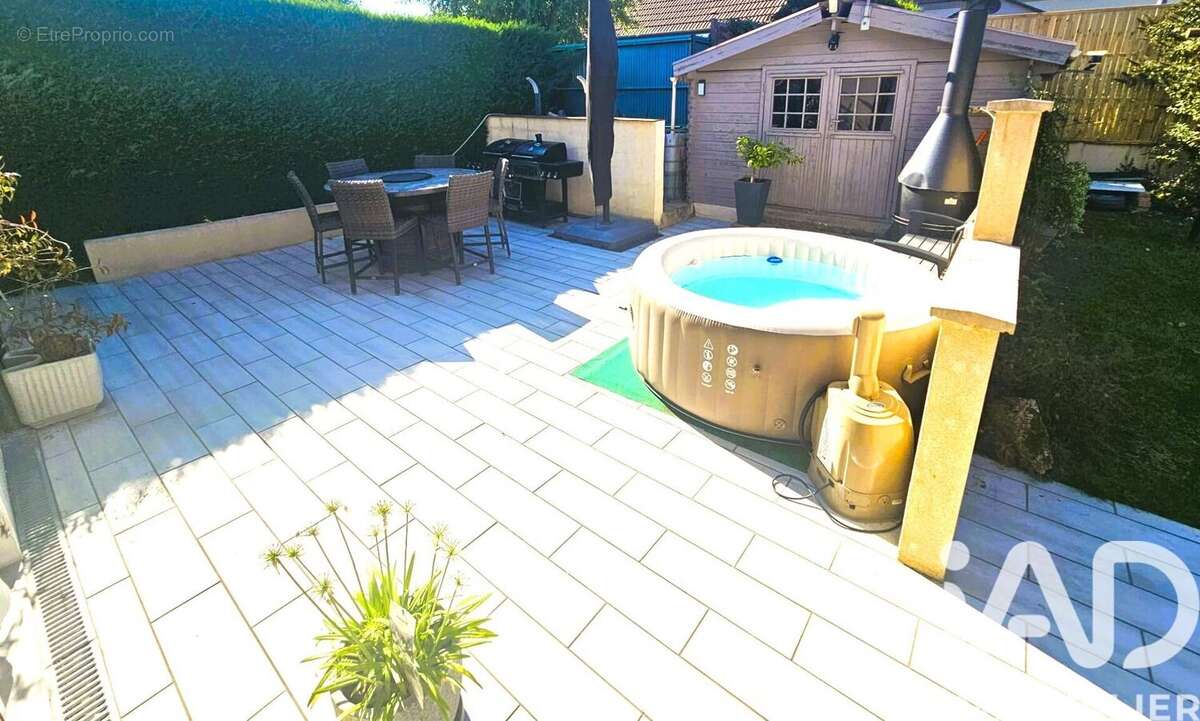 Photo 2 - Maison à LEUVILLE-SUR-ORGE