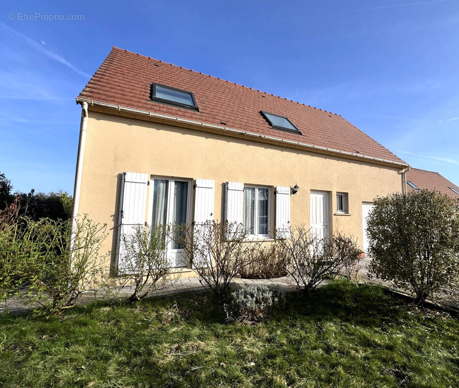 Maison à SERVILLE