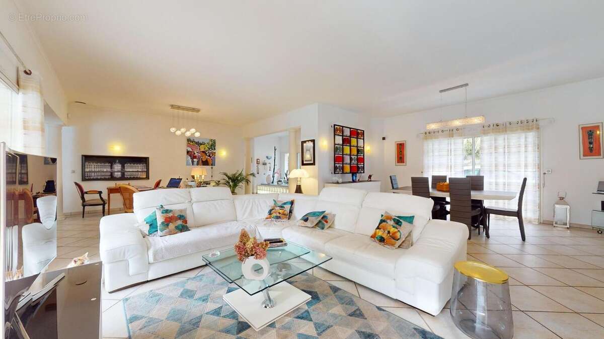 Photo 2 - Maison à MARTIGNAS-SUR-JALLE