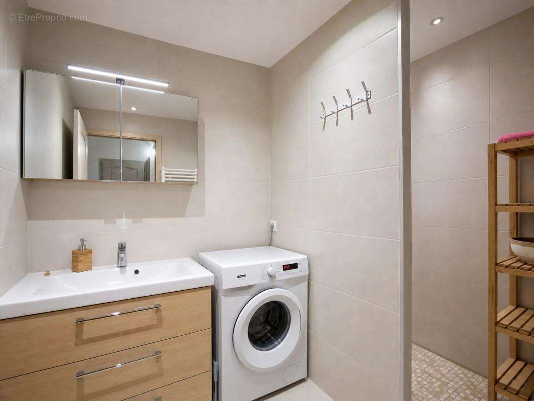 Appartement T3 de 72 m² situé à Les Angles - photo 7
