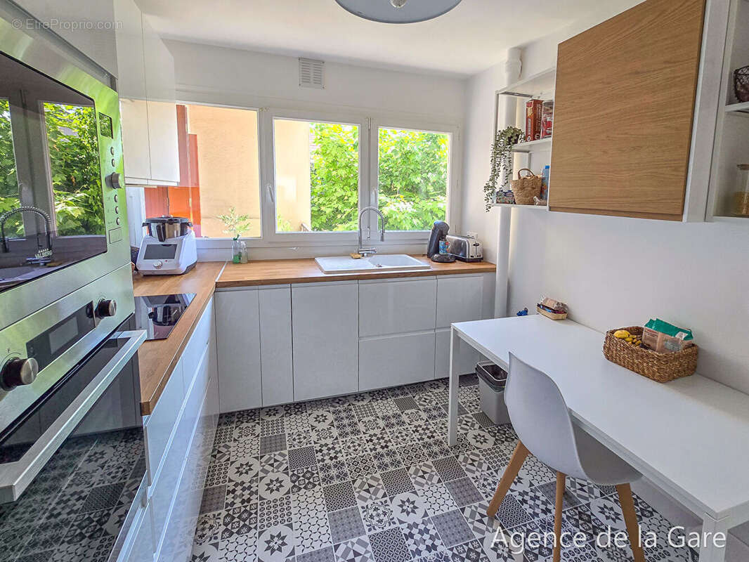 Appartement à MAISONS-LAFFITTE