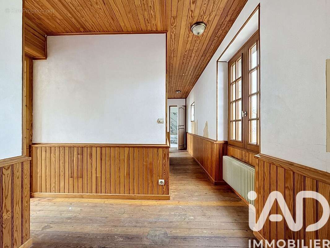 Photo 7 - Maison à DAMMARTIN-EN-SERVE