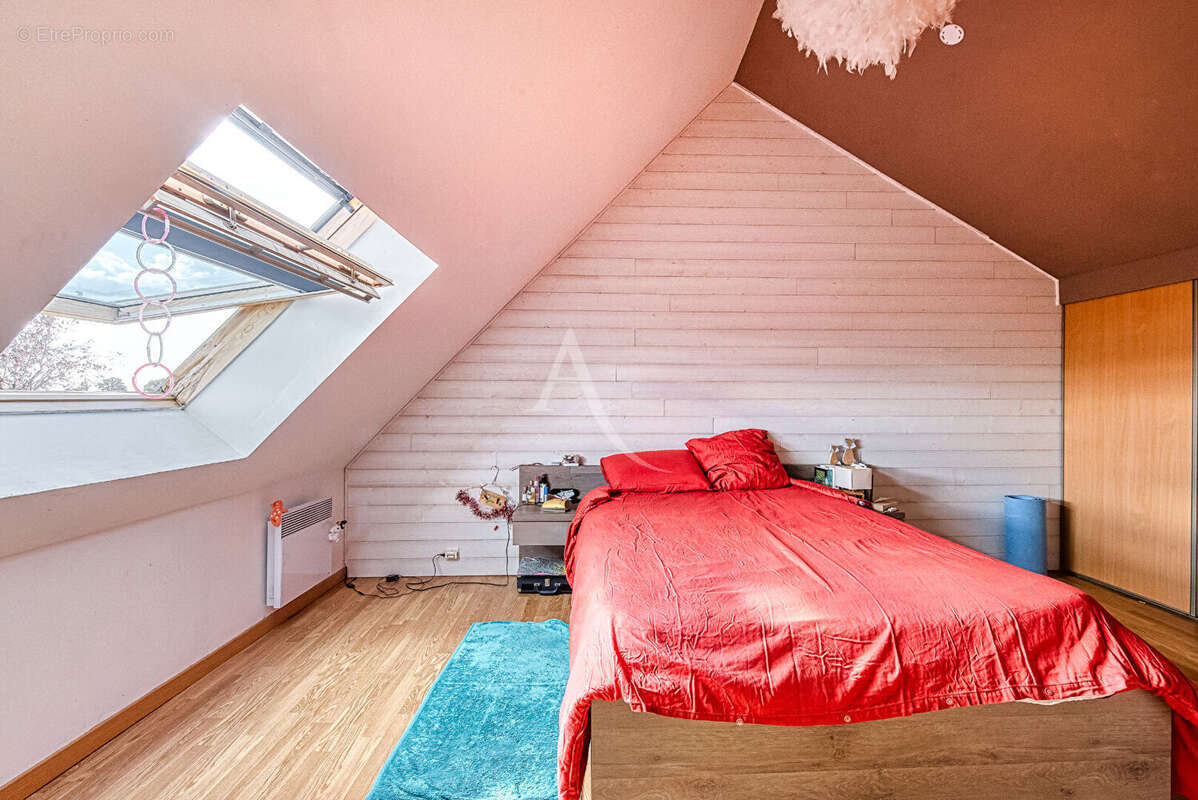 Maison à SAINT-DENIS-D&#039;ANJOU