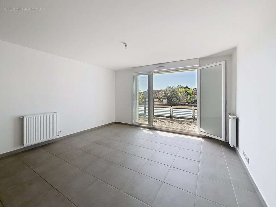 Appartement à CHENNEVIERES-SUR-MARNE