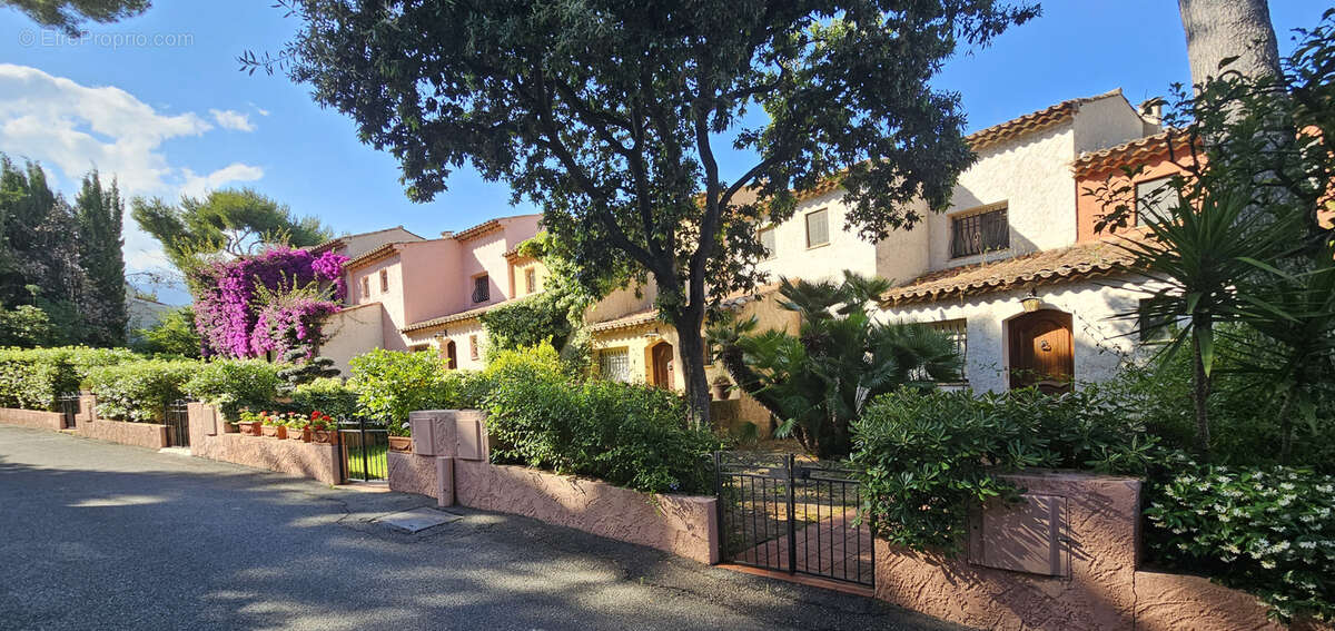 Maison à ROQUEBRUNE-CAP-MARTIN