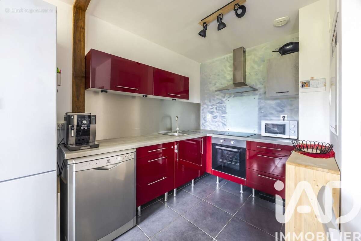 Photo 3 - Appartement à SAINT-JULIEN-EN-BORN