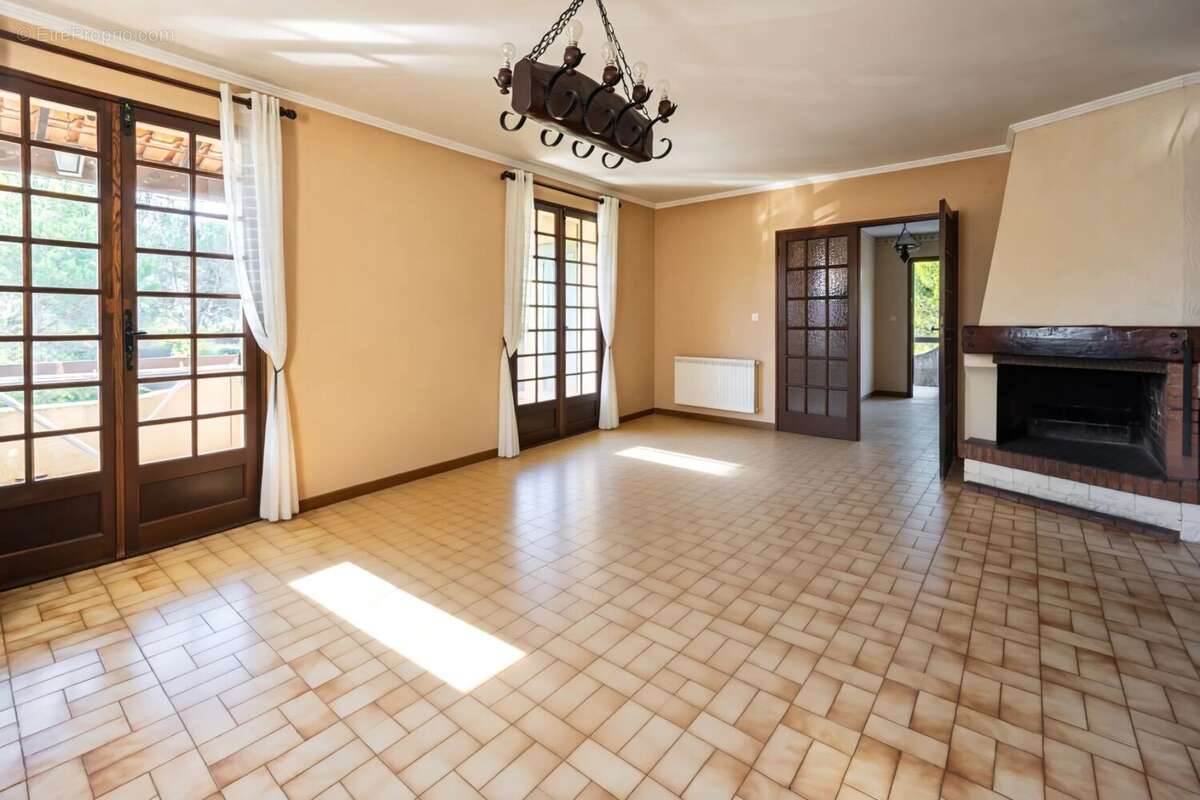 Maison à LES PENNES-MIRABEAU