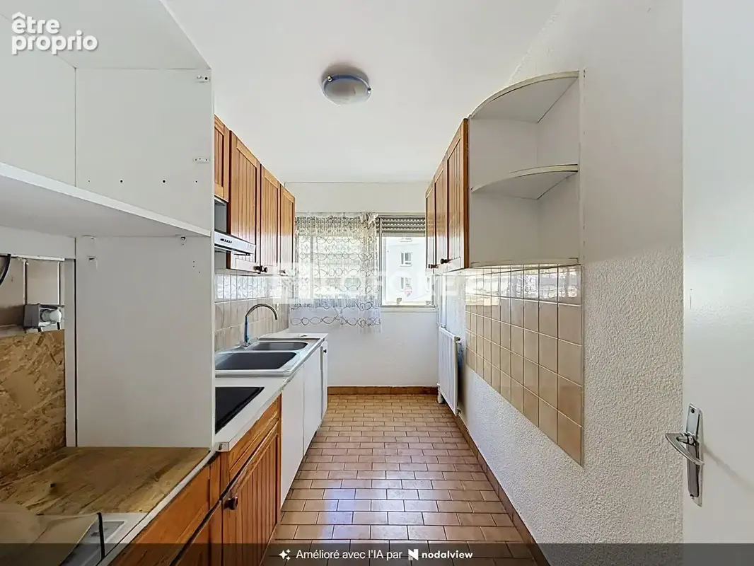Appartement à MARSEILLE-4E