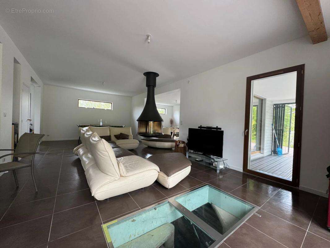 Maison à NOGENT-L&#039;ARTAUD