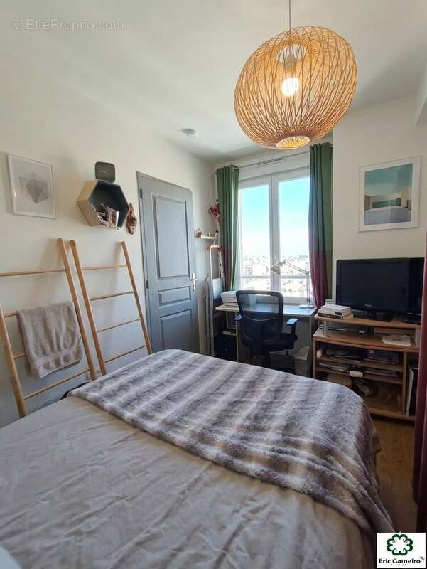 Appartement à SARTROUVILLE