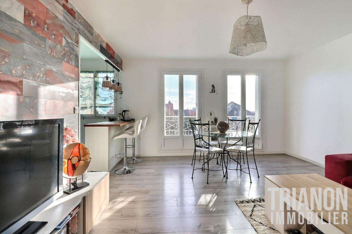 Appartement à CARRIERES-SOUS-POISSY