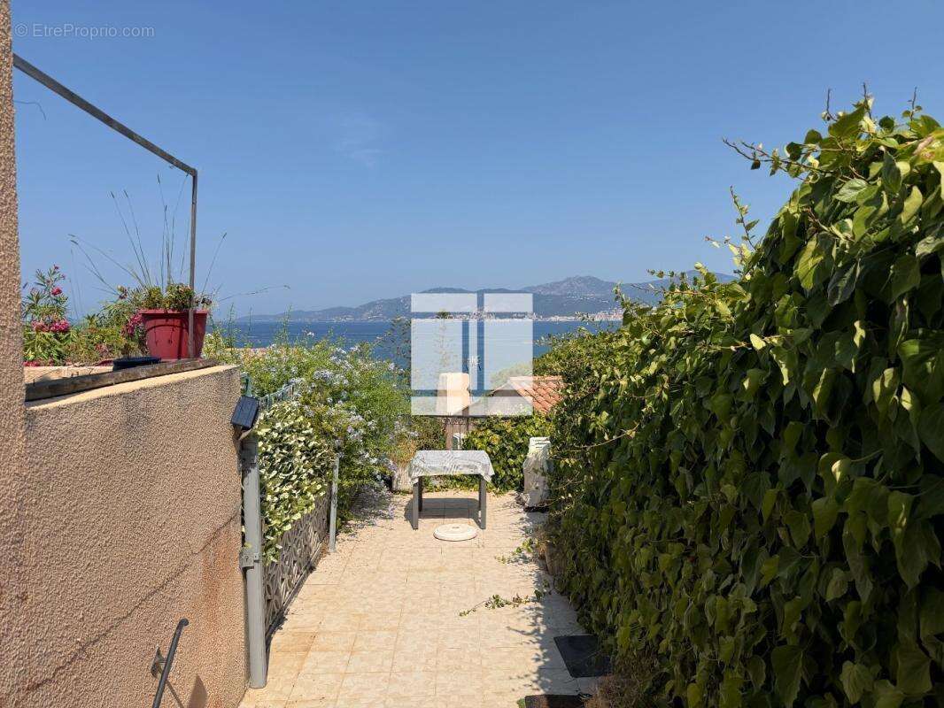 Maison mitoyenne à rénover - vue mer Porticcio - photo 8