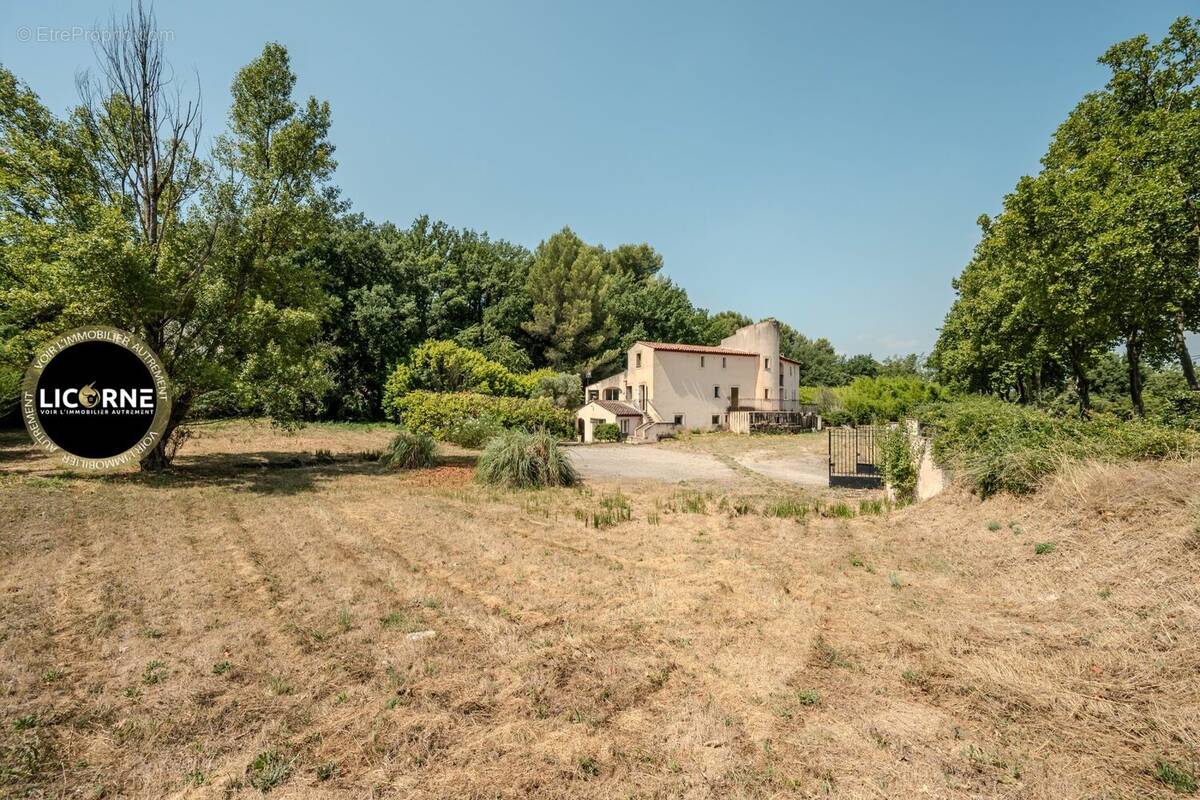 Maison à MEYRARGUES