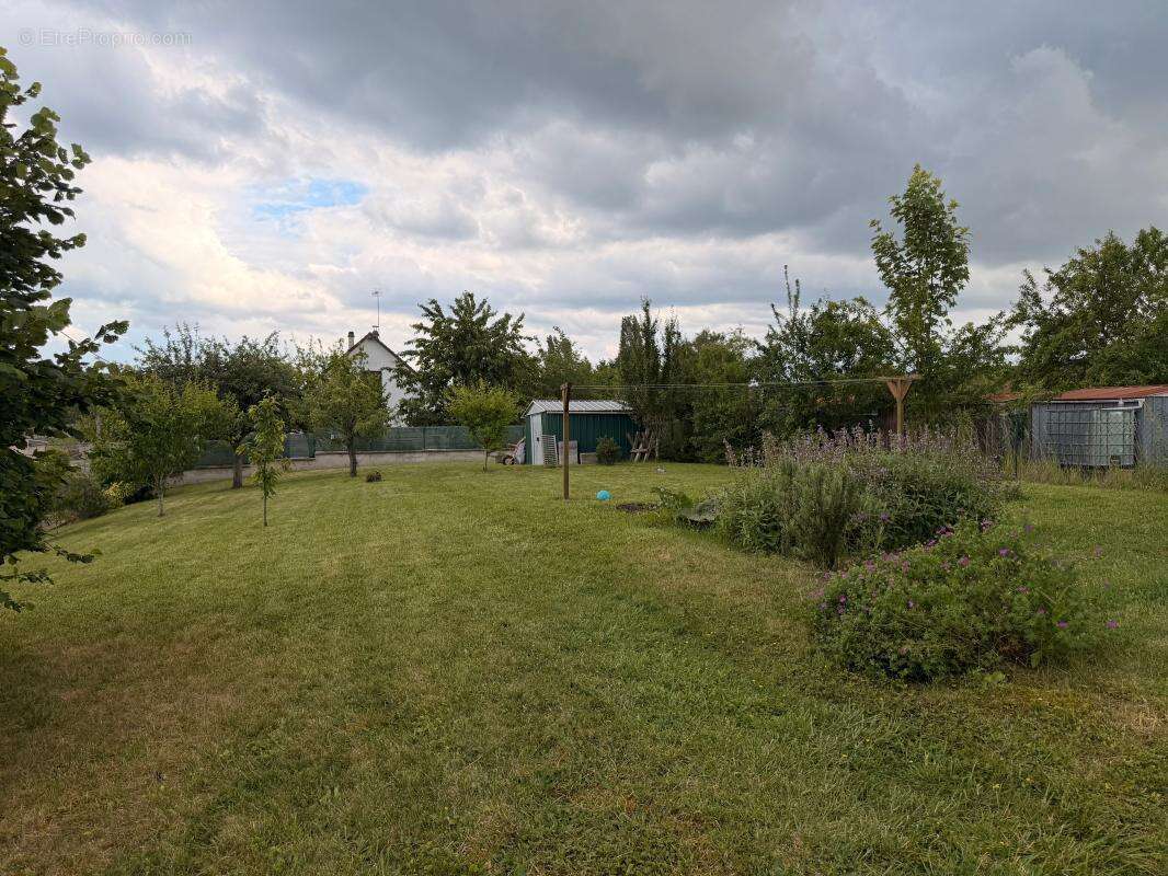 Maison en brique 5 pièces – Jardin 1 067 m² – Marest-sur-Matz (60490) - Exclusivité - photo 9