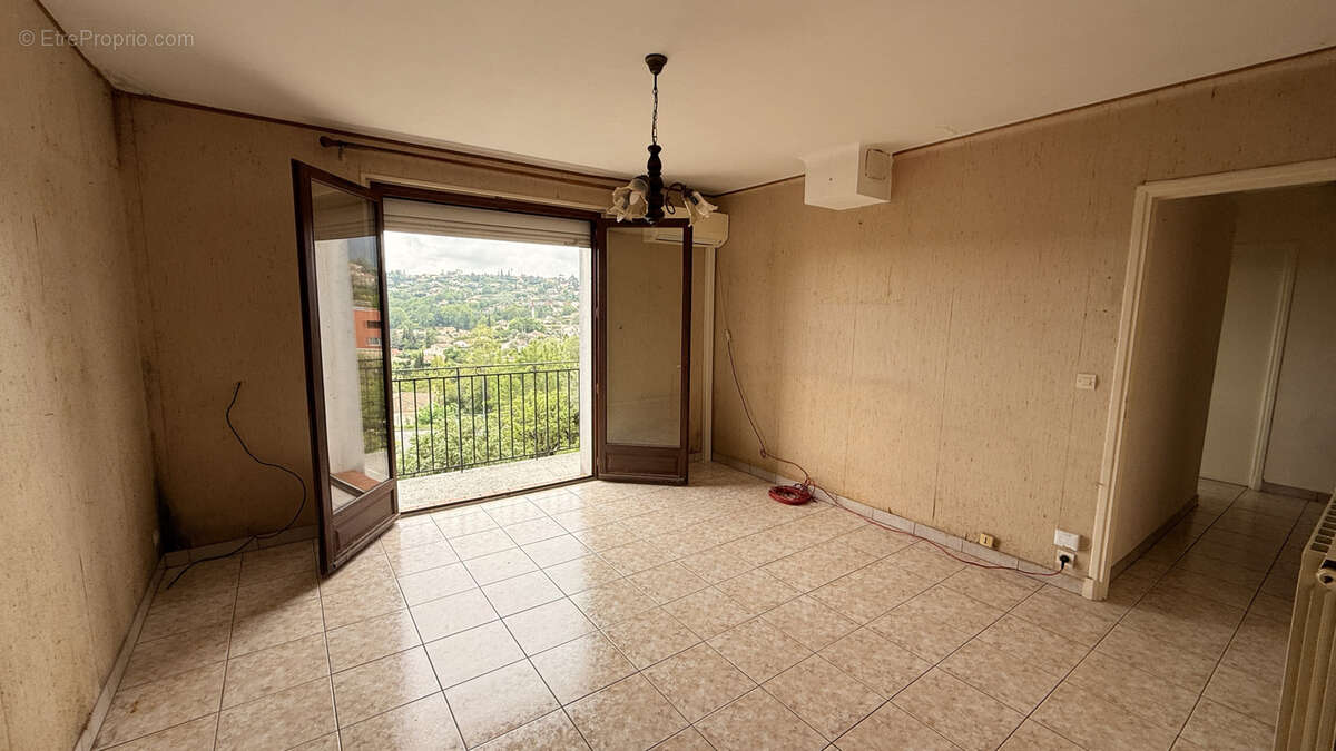 Maison à SAINT-JEANNET