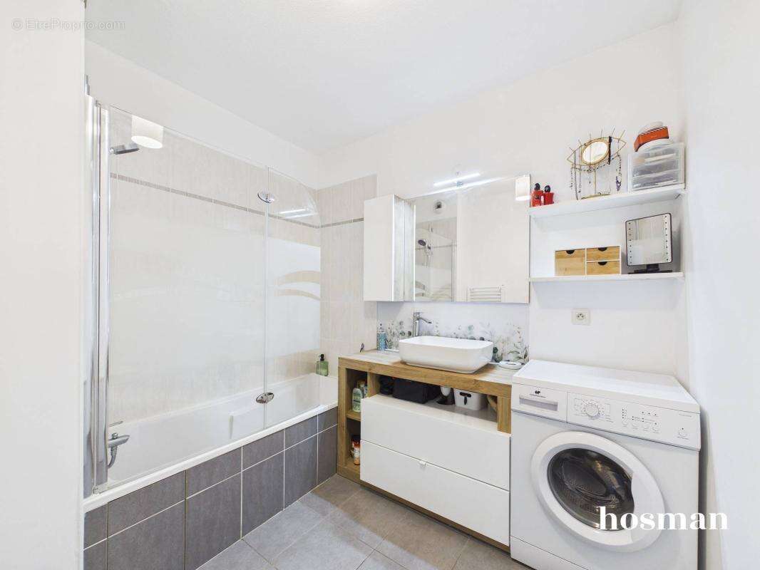 Joli appartement T3 de 66 m2, entièrement rénové en 2024 avec balcon de 6m2. Villeurbanne -Grand-Clément-Cusset - photo 11