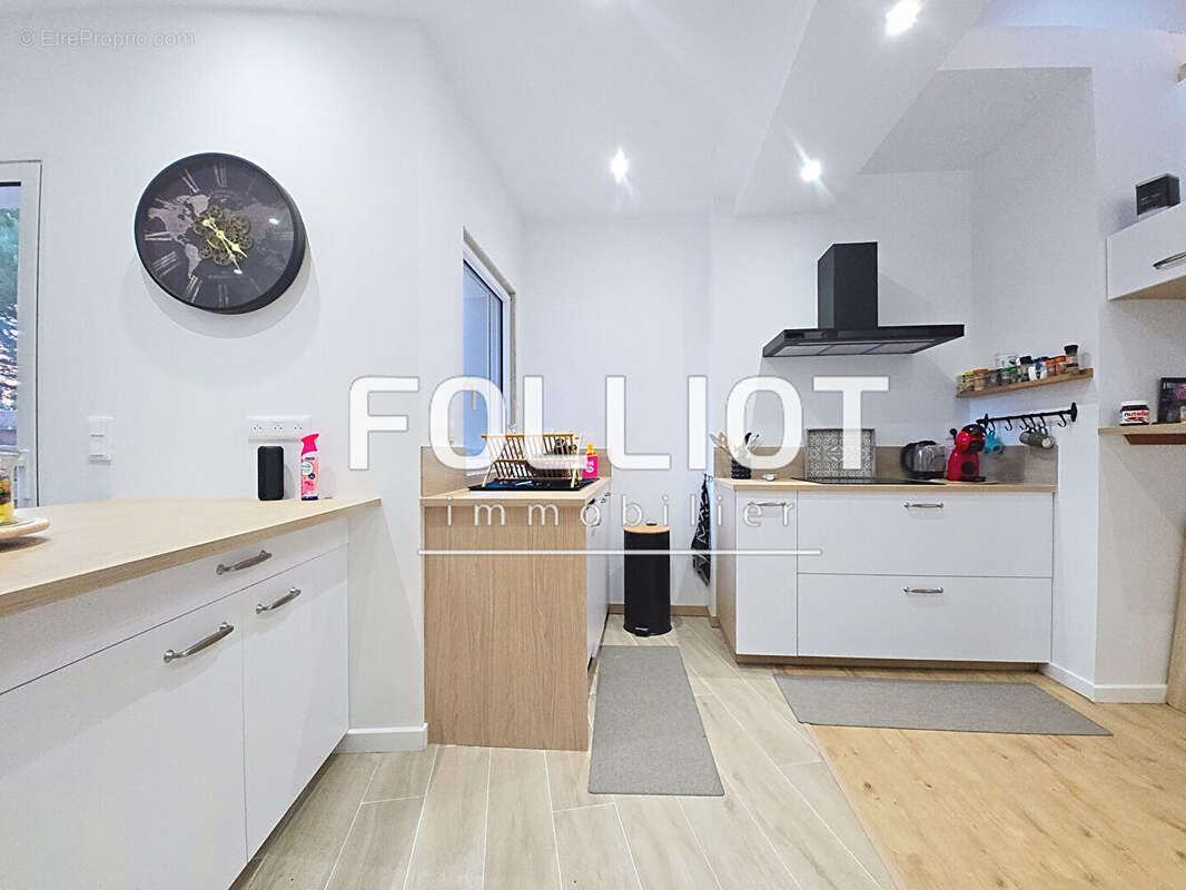 Maison à SAINT-PAIR-SUR-MER