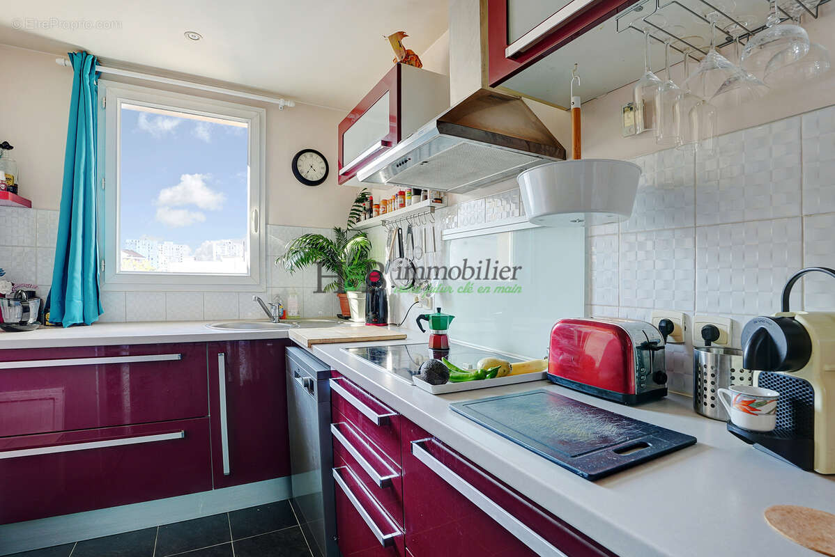 Appartement à AUBERVILLIERS