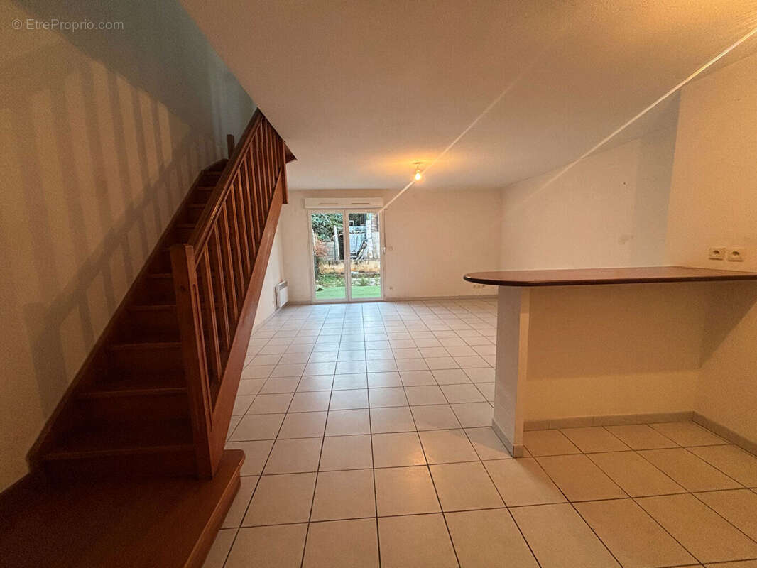 Maison à LEZIGNAN-CORBIERES