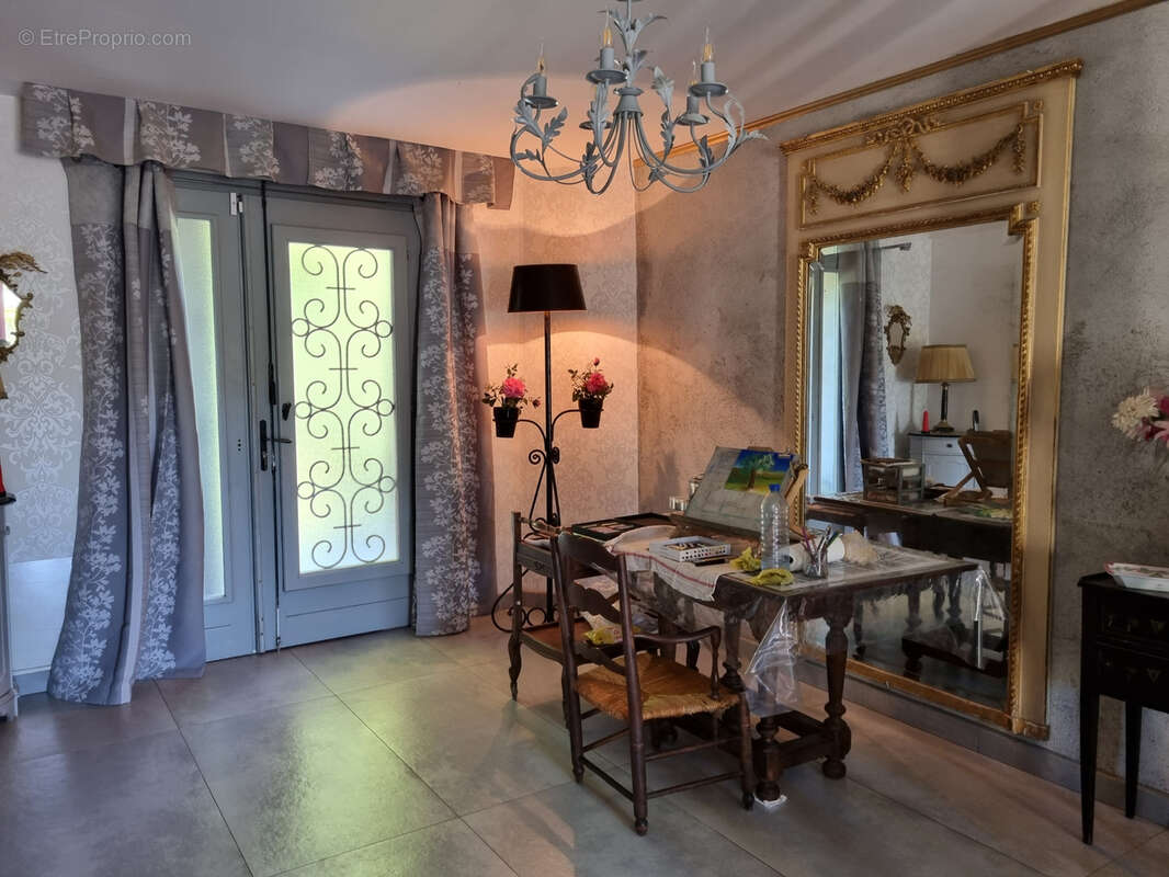 Maison à VEYNES