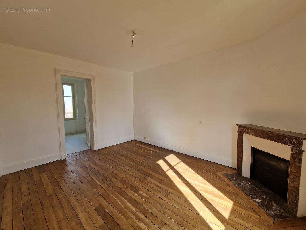 Maison à SELLES-SUR-CHER