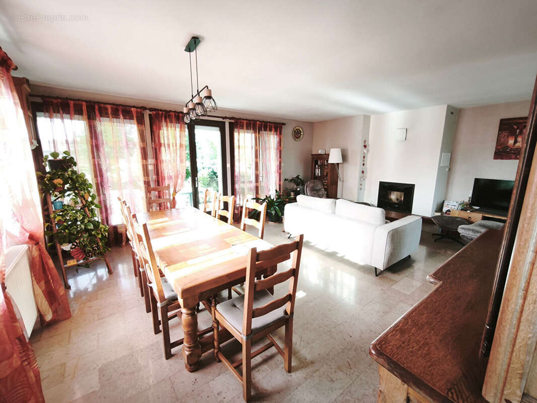 Maison à COUTERNON