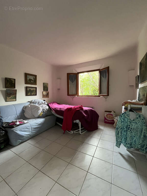 Maison à CREISSAN