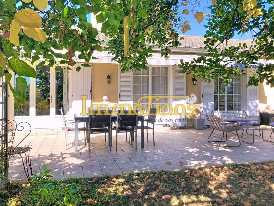 Maison à SAINT-LATTIER