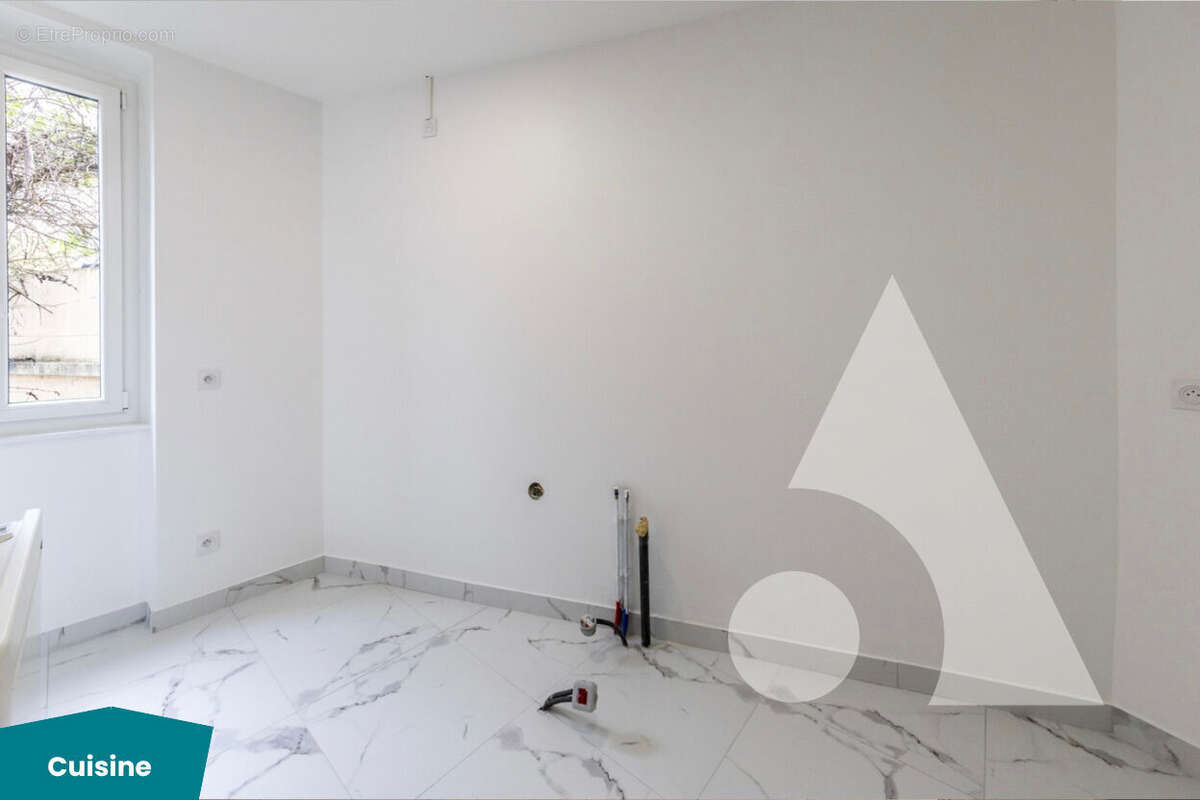 Appartement à CORBEIL-ESSONNES